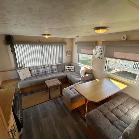 Baileys Caravan Sealands - Dog Friendly Ingoldmells Bagian luar foto